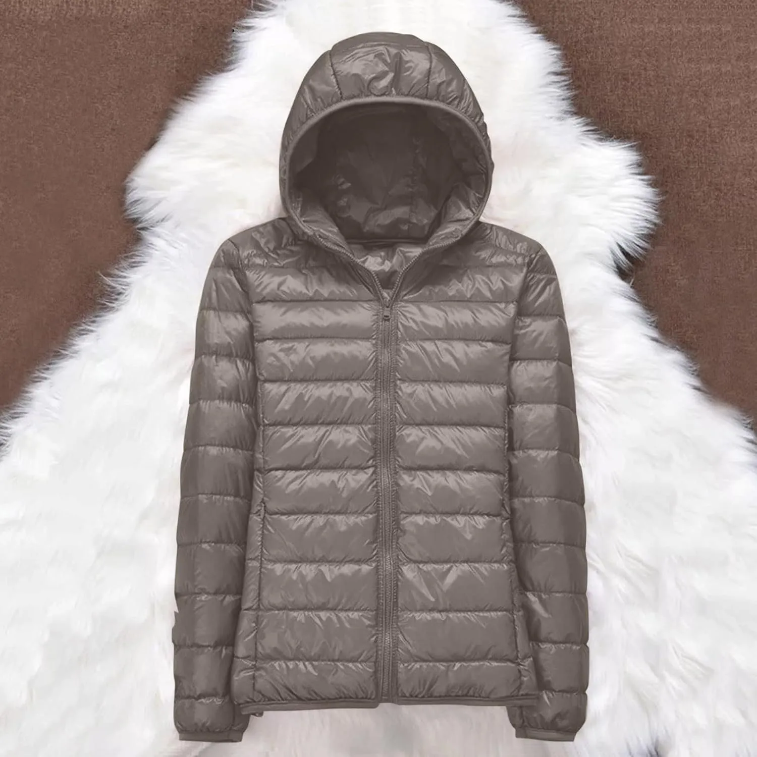 2024 Women's Hooded Packable Puffer Jackets Winter Lightweight Warm Down Coats Trendy Slim Fit Windproof Duck Down Outwear