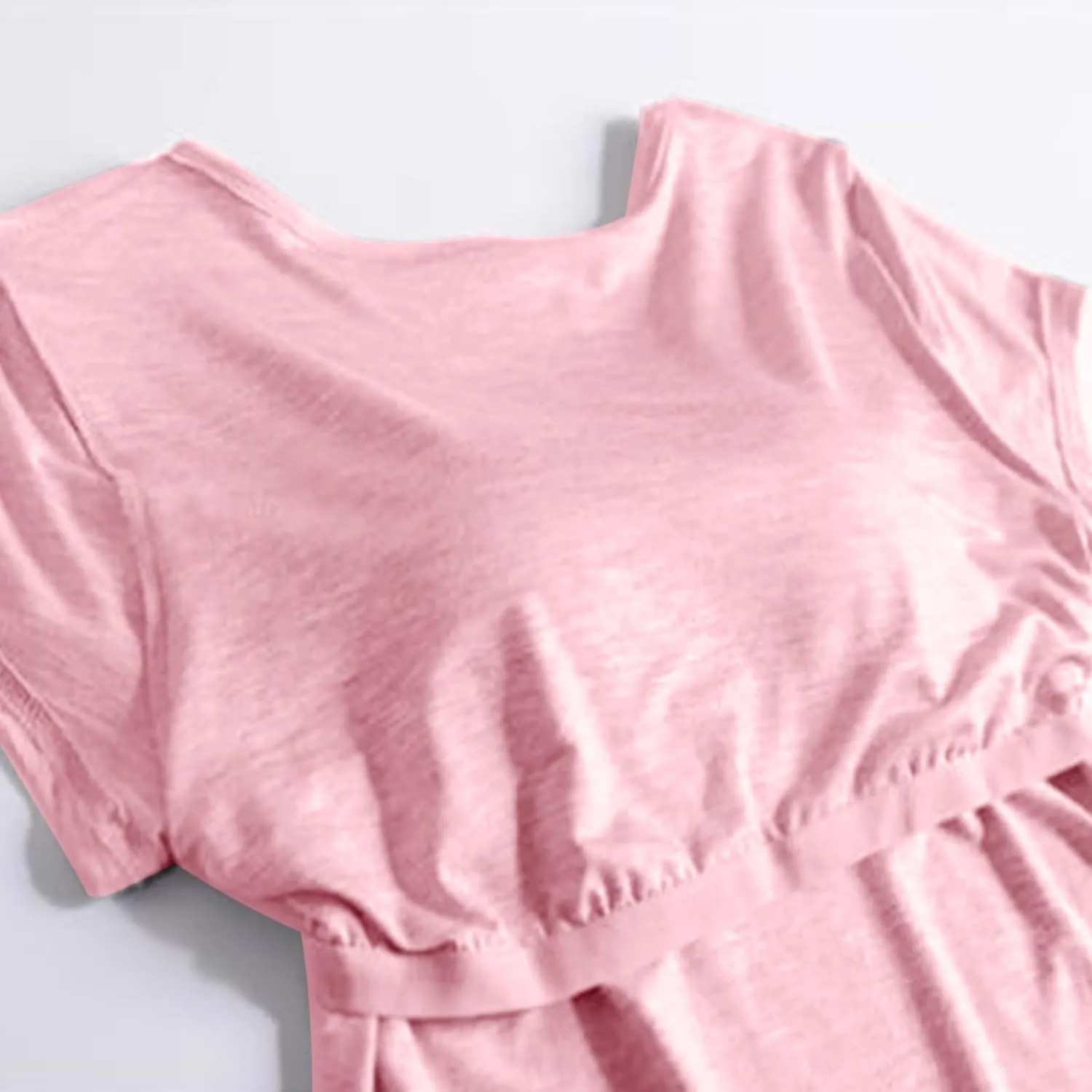 Basic Tees for Women Built in Bra Short Sleeve Crewneck Tops Workout Yoga T Shirts Summer Blouses 2025