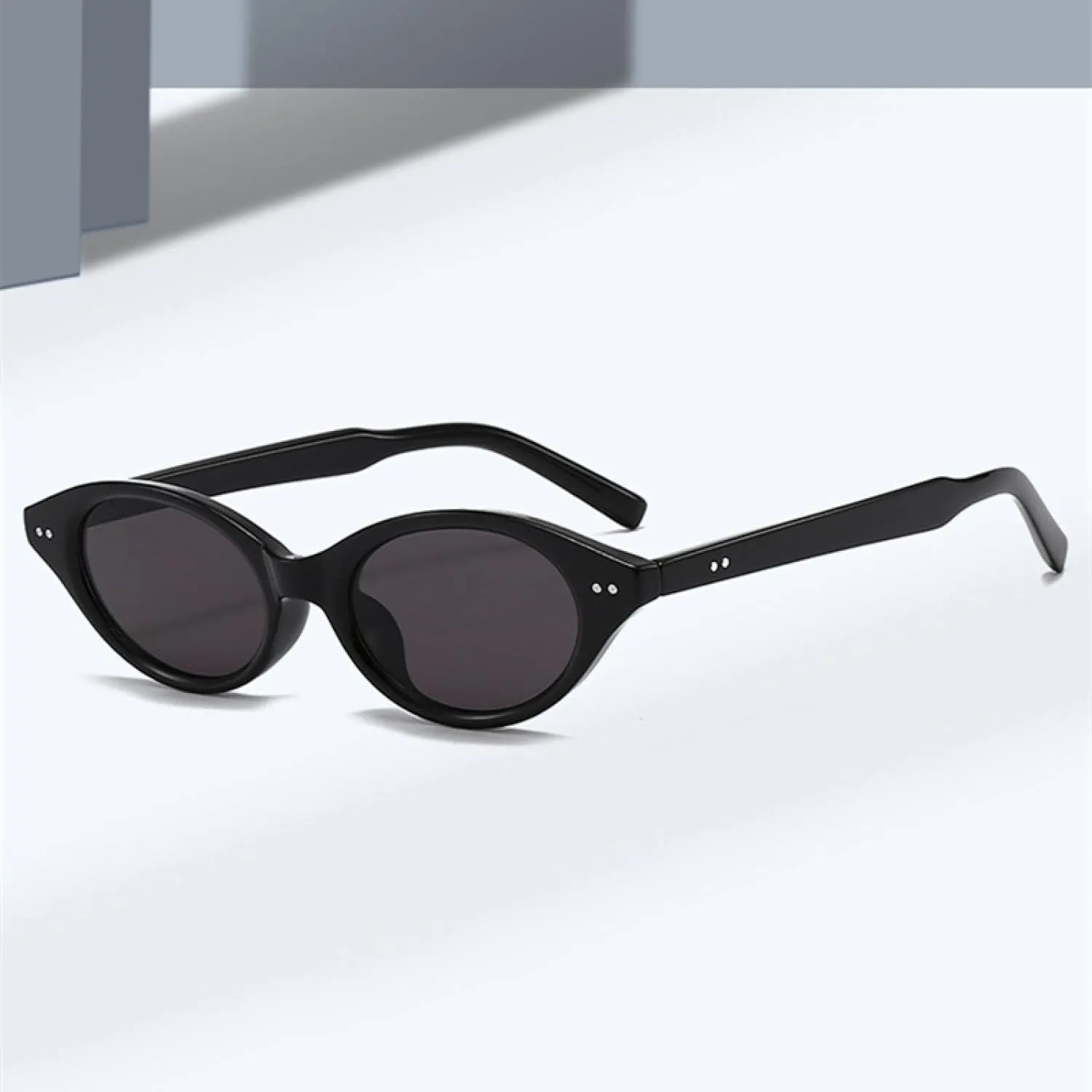 Fashion Small Cat Eye Sunglasses Women Retro Rivets Shades Uv400 Men Trending Green Tea Oval Lens Sun Glasses