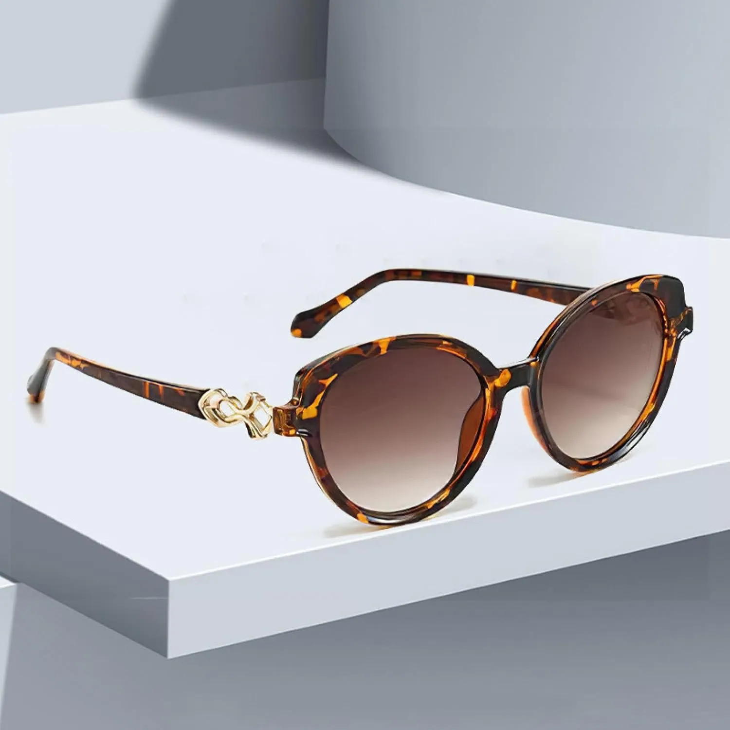 Fashion Women Luxury Sun Glasses Sexy Frame Cat Eye Sunglasses Female Vintage Uv400 Eyewear