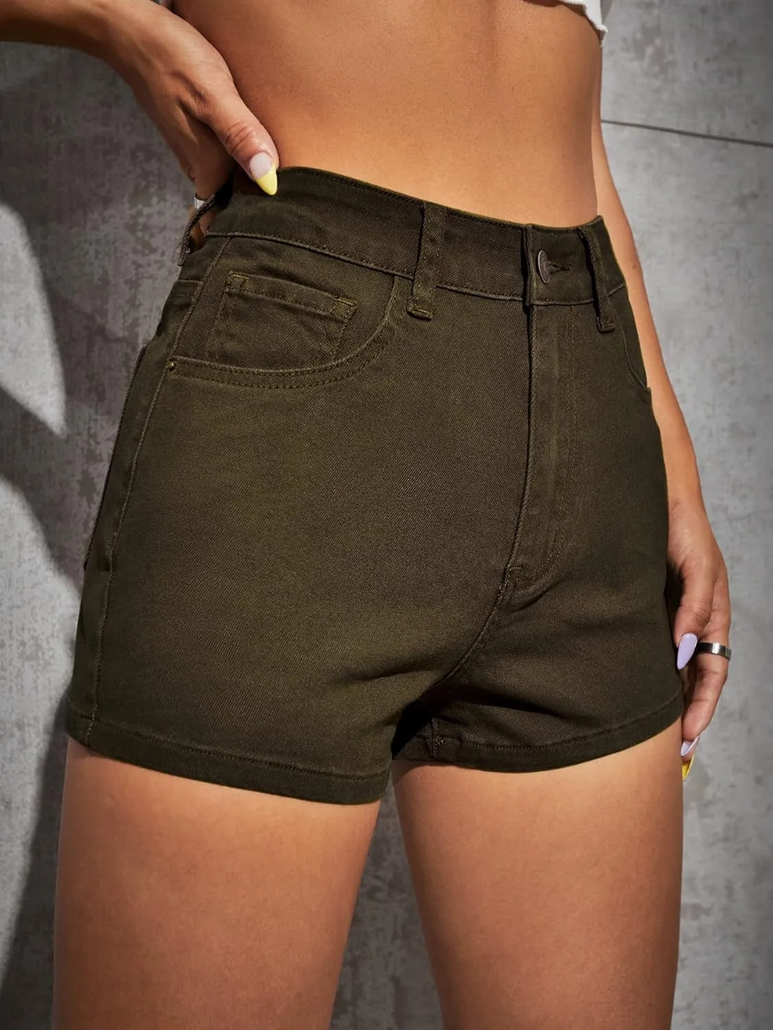 Floerns Women's Casual High Waist Denim Shorts Straight Leg Jean Shorts