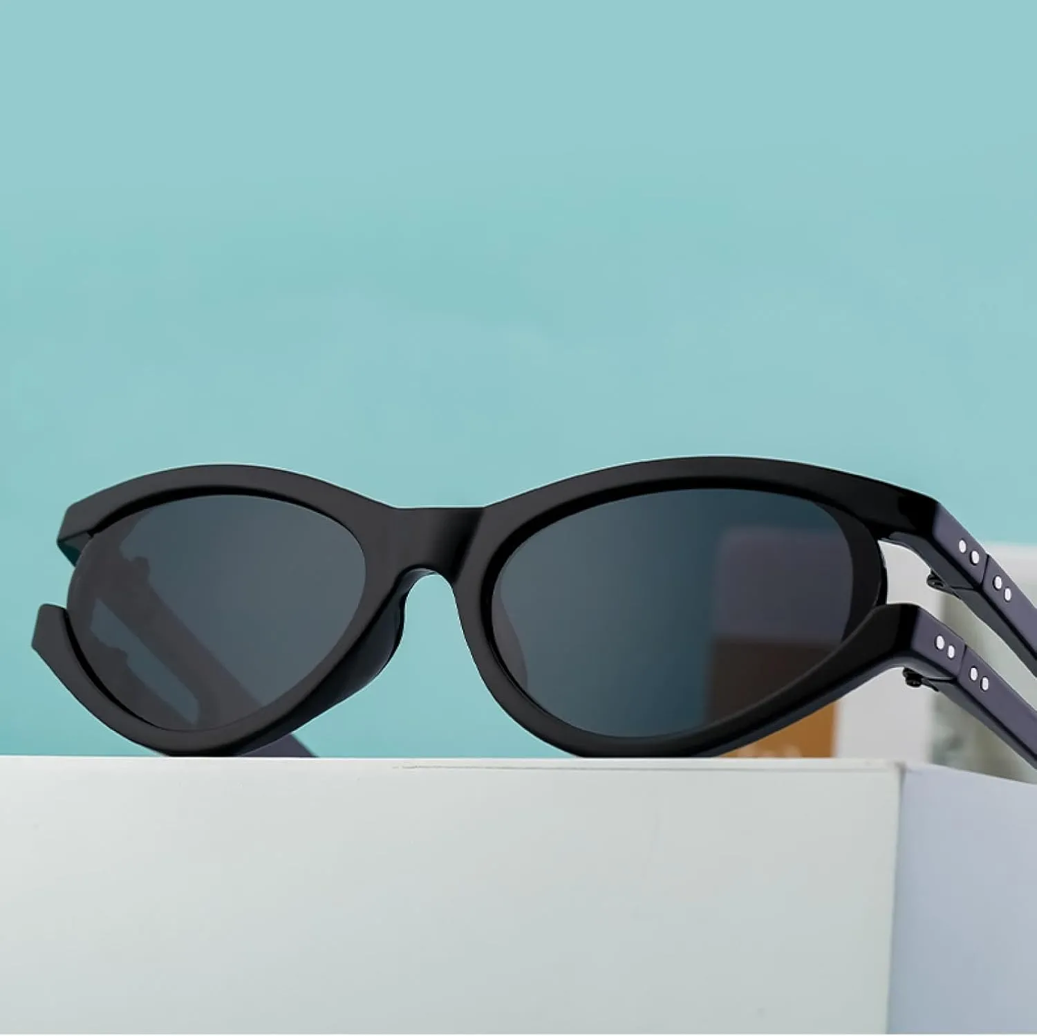 Punk Oval Cateye Sunglasses Women Men Luxury Hollow Frame Trendy Uv400