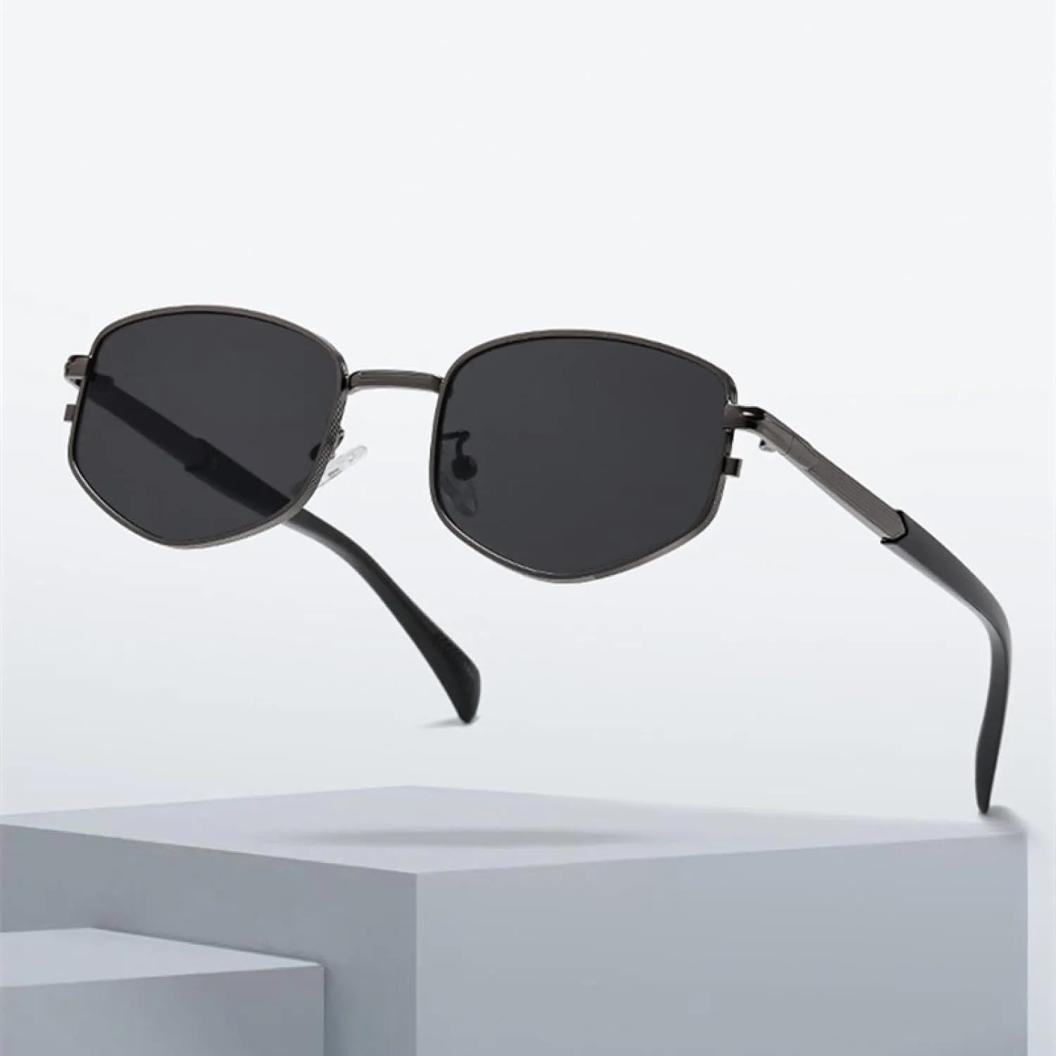 Retro Polygon Metal Women Luxury Sunglasses Fashion Gradient Shades Uv400 Men