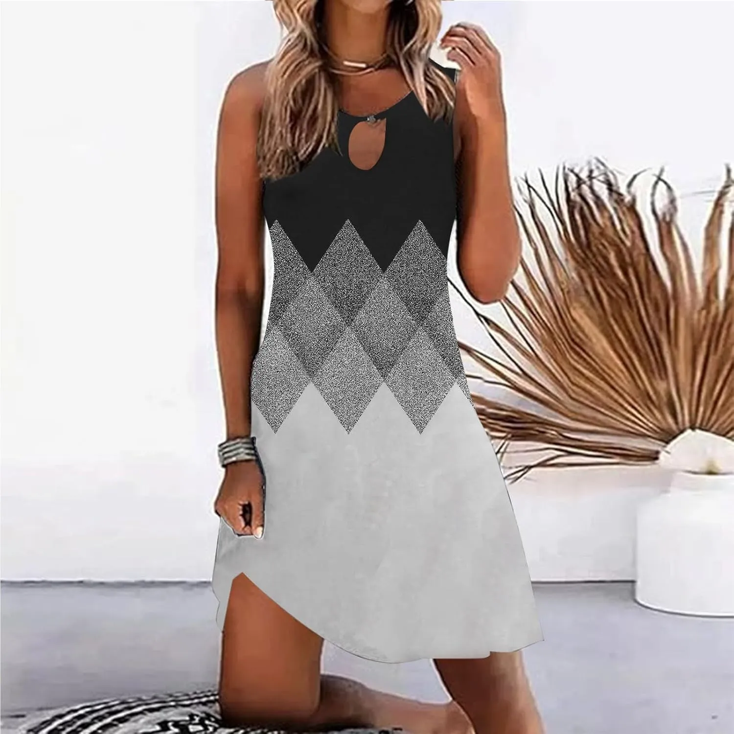 Short Sundresdes for Women Sun Dresses for Women 2025 Vacation Beach Casual Summer Sundresses Sleeveless Tank Short