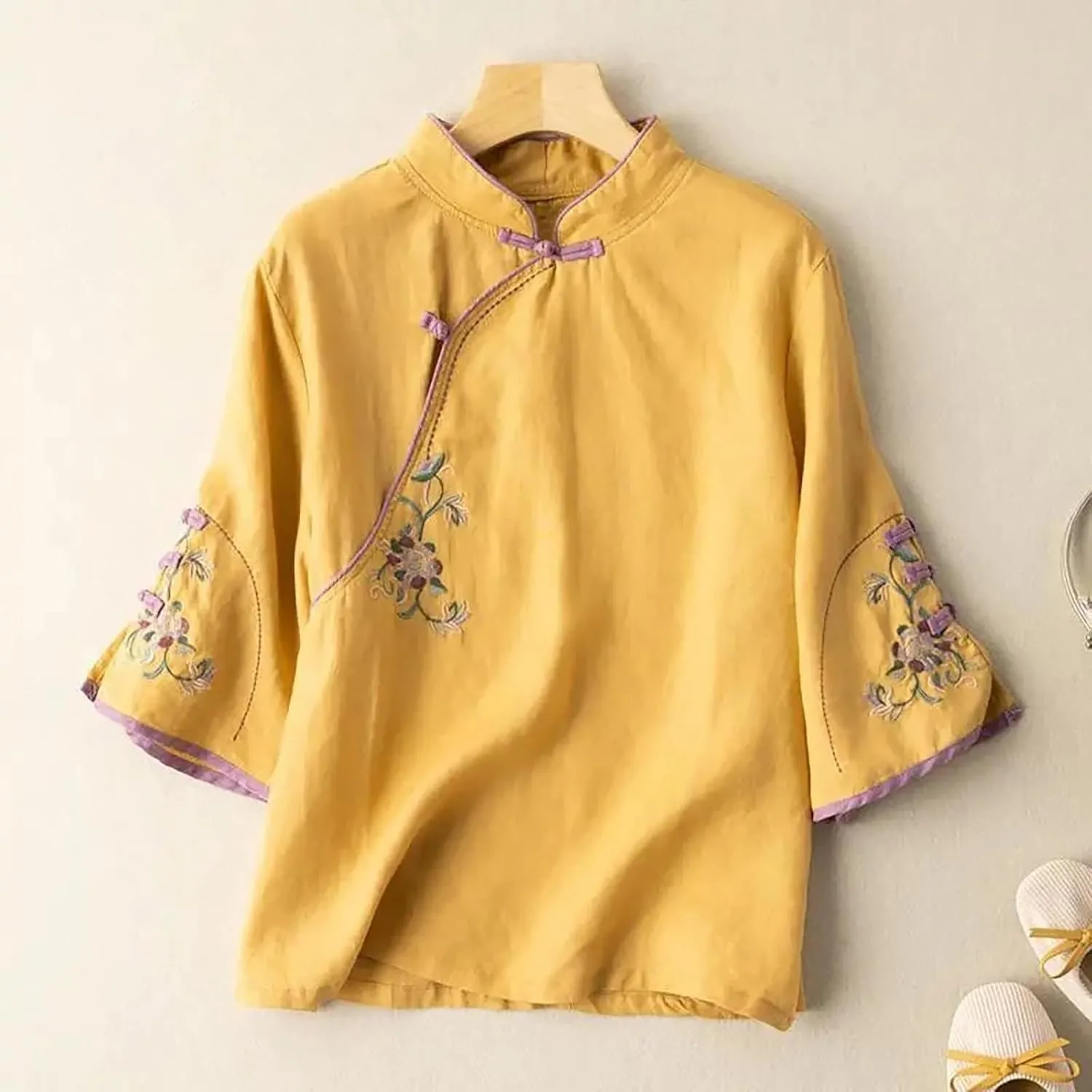 Summer Linen Tops for Women 3/4 Sleeve V Neck T Shirts Floral Embroidered Caqsual Blouse Loose Fit Vintage Tees