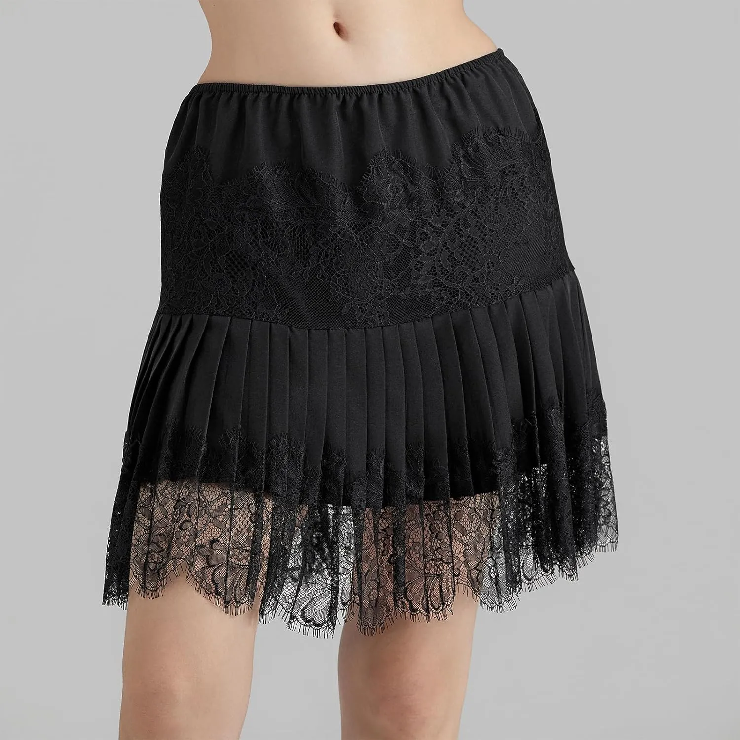 Women's Lace Mini Skirts Low Waist Flowy Ruffle Pleated Skirts Casual Trendy Fairy Aesthetic Short Skirts Streetwear