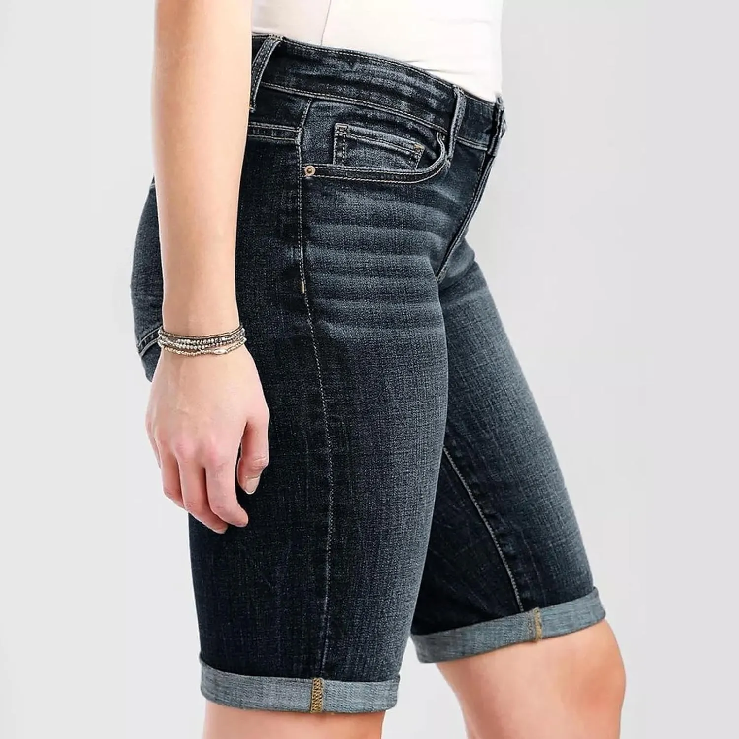 Women's Mid-Rise Denim Shorts,High-Waisted Stretch Fashion Hole Bottom Denim Pants,Comfortable Summer