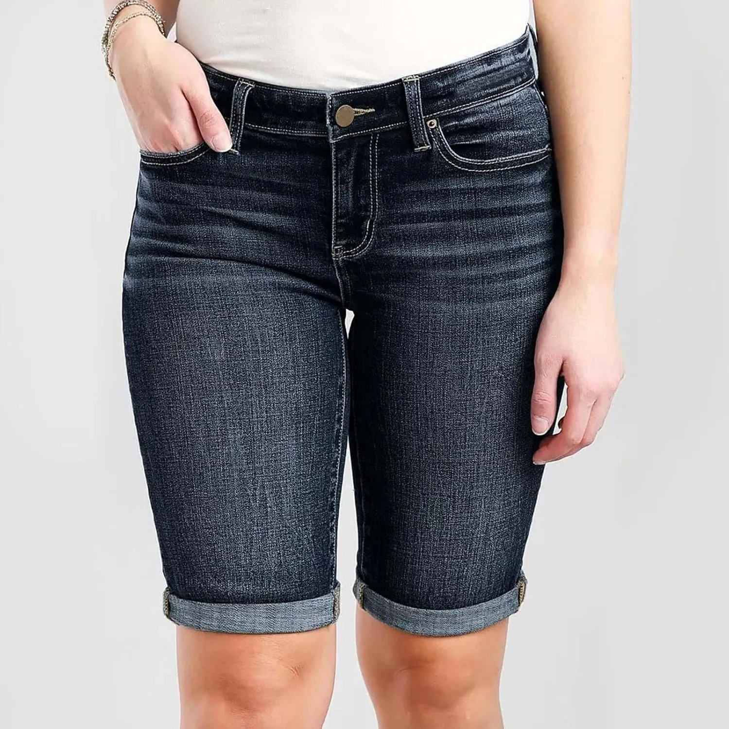 Women's Mid-Rise Denim Shorts,High-Waisted Stretch Fashion Hole Bottom Denim Pants,Comfortable Summer